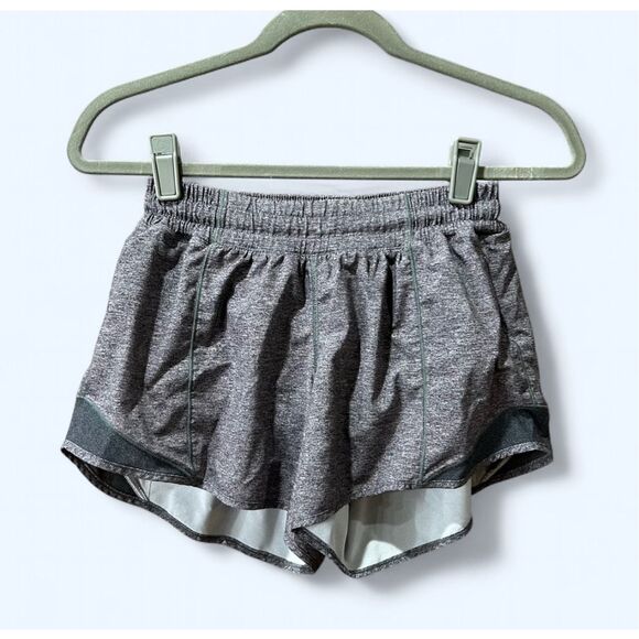 Lululemon Size 6 Hotty Hot Gray Shorts - Picture 1 of 6